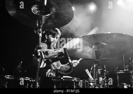 Turbowolf (Blake Davies Drummer) - 4 Nov 2018 - Newcastle Northumbria Institut - Live Konzert Fotografie Stockfoto