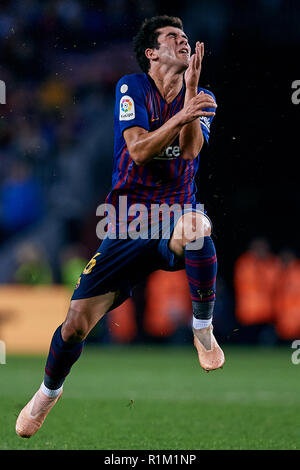 BARCELONA, SPANIEN - 11 NOVEMBER: Carles Alena des FC Barcelona reagiert während des La Liga Match zwischen dem FC Barcelona und Real Betis Balompie im Camp Nou am 11. November 2018 in Barcelona, Spanien. (Foto von David Aliaga/MB Medien) Stockfoto