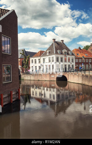 Amersfoort, Niederlande, 17. Mai 2015: Die Ecke kleine Spui und Westersingel in der niederländischen Stadt Amersfoort in den Niederlanden Stockfoto