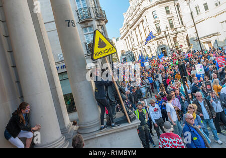 Abstimmung der März, rund 700000 Menschen marschierten durch London fordern einen Völker Abstimmung über Brexit. Samstag, den 20. Oktober 2018 Stockfoto