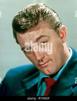 Robert Charles Durman Mitchum (August 6, 1917 - Juli 1, 1997) war ein US-amerikanischer Schauspieler, Regisseur, Autor, Dichter, Komponist und Sänger. Hollywood Foto Archiv/MediaPunch Stockfoto