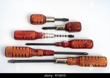 Griff aus Holz, retro, Vintage, alte Schraubendrehersatz, Pan und Phillips Stockfoto