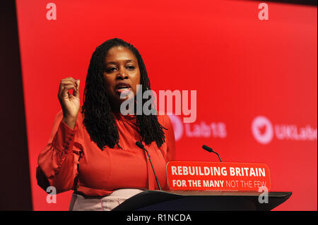 Liverpool, England. 26. September 2018. Dawn Butler, Schattenminister für Frauen und Gleichstellung, liefert Ihre Rede auf der Konferenz, an dem Morgen, se Stockfoto