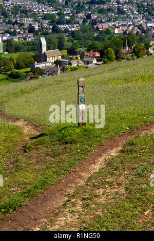 Blick auf die Stroud Täler aus der Cotswold Way langen Fußweg auf gemeinsame Selsley in der Nähe von Stroud, Gloucestershire, Cotswolds, Großbritannien Stockfoto