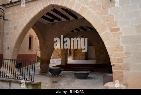 Beseit, einer mittelalterlichen Stadt in den Häfen de Tortosa-Puertos de Beceite region Stockfoto