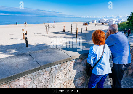 Strand in Jurmala Anfang September. Jūrmala - Jurmala, Lettland, Baltikum, Europa Stockfoto