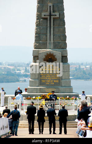 PERTH, AUSTRALIEN - 11 November, 2018: 100-jähriges Bestehen Tag der Erinnerung an den Staat War Memorial in Kings Park. Stockfoto