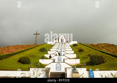 Ermida de Nossa Senhora da Paz - Kapelle der Muttergottes des Friedens in Vila Franca do Campo, Sao Miguel, Azoren, Portugal. Stockfoto