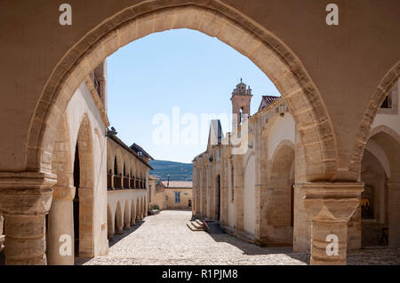 Das Kloster des Heiligen Kreuzes (Timios Stavros), Omodos (Troodos Berge), Limassol District, Republik Zypern Stockfoto