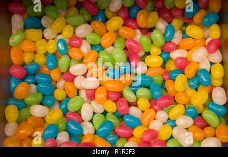 In der Nähe der bunten Süßigkeiten Stockfoto