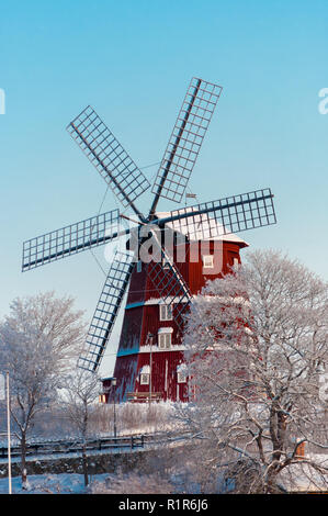 Wintry Wind Mill in Strängnäs Stockfoto
