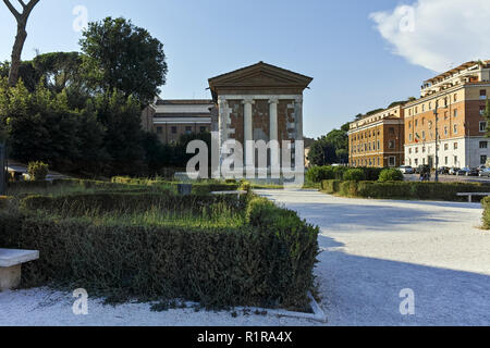 Rom, Italien, 22. JUNI 2017: Herrliche Aussicht auf den Tempel des Portunus in der Stadt Rom, Italien Stockfoto