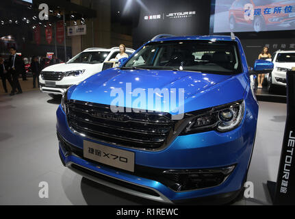 Zhengzhou, Zhengzhou, China. 14 Nov, 2018. Zhengzhou, China - Die 11 Zhengzhou International Auto Expo tritt weg in Zhengzhou, der Central China Provinz Henan. Credit: SIPA Asien/ZUMA Draht/Alamy leben Nachrichten Stockfoto