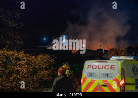 Isla bank Mühlen, Moray, Schottland, 14. November 2018, das ist die Szene der Brand bei der gewerblichen Einheit von Aberdeen Wäscheservice innerhalb von Isla Bank Mühlen Industrail Park, Keith, Moray, Schottland belegt. Credit: JASPERIMAGE/Alamy leben Nachrichten Stockfoto