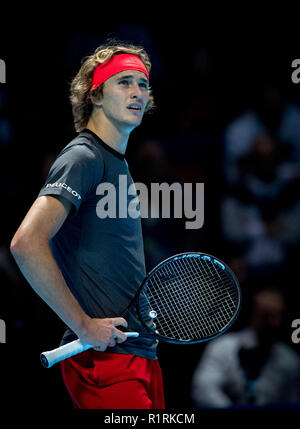 London, Großbritannien. 14. Nov 2018. Alexander Zverev (Deutschland) während der Tag vier der zweiten Round robin Gleiches an Nitto ATP-Finale in London in der O2, London, England am 14. November 2018. Foto von Andy Rowland. Credit: Andrew Rowland/Alamy leben Nachrichten Stockfoto