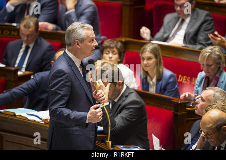 Paris, Ile de France, Frankreich. 14 Nov, 2018. Minister der Wirtschaft Bruno Le Maire beobachtet, als er während einer Sitzung der Fragen zur Regierung in der Nationalversammlung. Credit: Thierry Le Fouille/SOPA Images/ZUMA Draht/Alamy leben Nachrichten Stockfoto