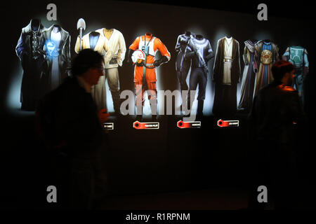 Sydney, Australien. 15. November 2018. Medien Vorschau von STAR WARS Identitäten: Die Ausstellung im Powerhouse Museum. Credit: Richard Milnes/Alamy leben Nachrichten Stockfoto