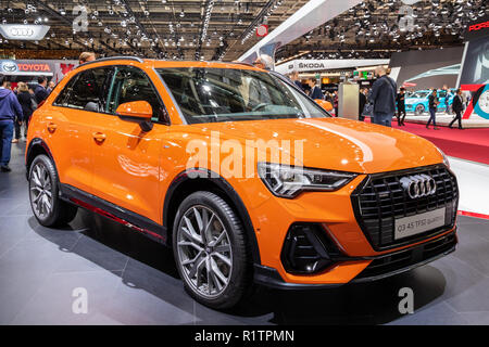 PARIS - Okt 3, 2018: Audi Q3 TFSI quattro Auto auf der Paris Motor Show präsentiert. Stockfoto