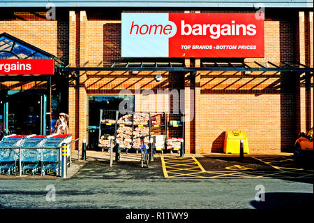 Home Schnäppchen, Darlington Retail Park, Darlington, England Stockfoto