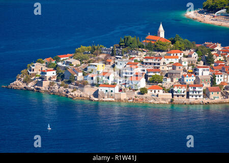 Adria Reiseziel von Primosten Antenne Panoramablick auf das Archipel, Dalmatien, Kroatien Stockfoto