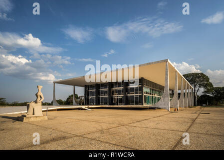 Supremo Tribunal Federal, der Oberste Bundesgerichtshof, der Architekt Oscar Niemeyer, Brasilia, Distrito Federal, Brasilien Stockfoto