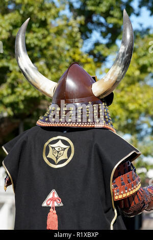 Japanische Samurai Tradition Rüstung und Helm, close-up Stockfoto