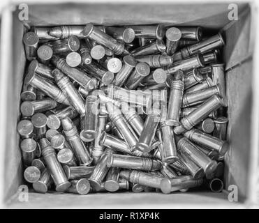 Kugeln in Box - Verkupfert Hollow Point Munition Stockfoto