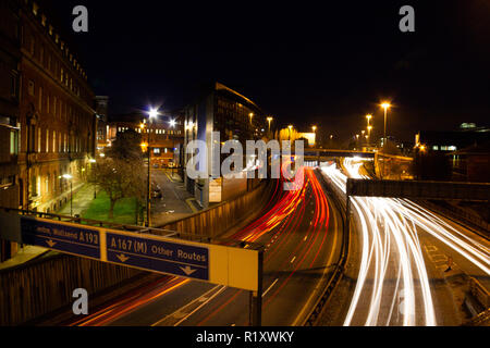 Newcastle/England - 15 Feb 2013: Newcastle Central Autobahn bei Nacht Stockfoto