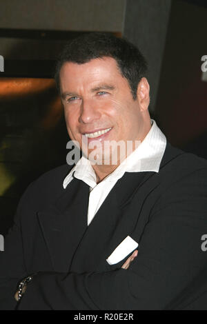 John Travolta 10/17/04A Love Song für Bobby Long @ Die Arclight Theater, Hollywood Foto von kazumi Nakamoto/HNW/PictureLux (17. Oktober 2004) Stockfoto