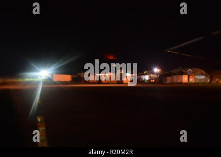 Nacht Luft peacekkeping Patrouille über Goma Kivusee Stockfoto