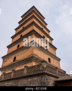 Schichten des Tempels an der riesigen Wildgans-pagode Stockfoto