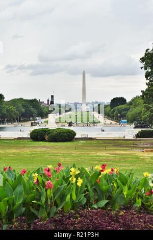 Der Lincoln Memorial Reflecting Pool und Washington Monument Stockfoto