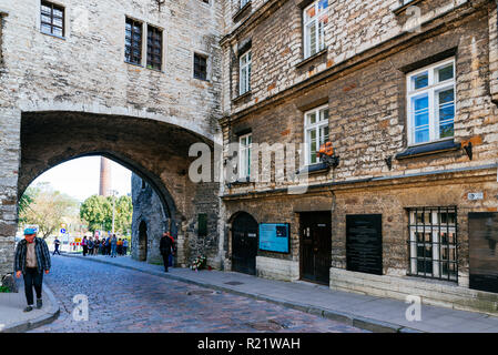 Fassade des Estnischen Maritime Museum und das große Tor an der Küste. Tallinn, Harjumaa, Estland, Baltikum, Europa. Stockfoto