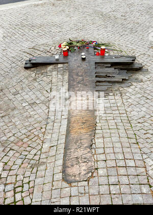 Prag, tschechische Republik - 1. November, 2018 Denkmal für Jan Palach und Jan Zajíc gegenüber dem Nationalmuseum am Wenzelsplatz in Prag. Jan Palac Stockfoto