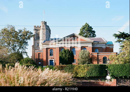 Historische St Mary's Church exterior in Twickenham, Middlesex, Südengland Stockfoto