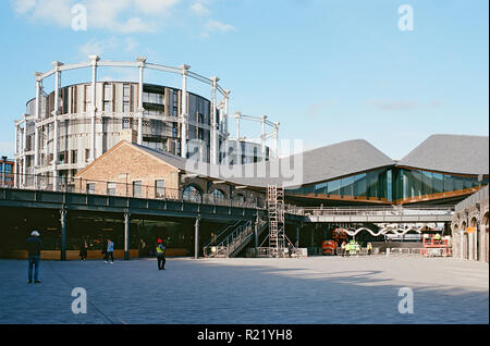 Die neu abgeschlossenen Kohle Tropfen Yard Retail und Lifestyle Bereich in King's Cross, London UK Stockfoto