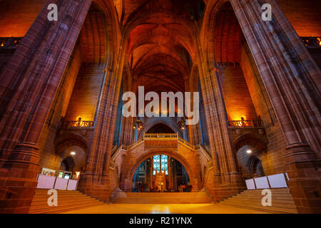 Kathedrale von Liverpool oder die Kathedrale Kirche des auferstandenen Christus, Liverpool in Großbritannien Liverpool, Großbritannien - 16 Mai 2018: Liverpool Cathedral basiert auf einem Entwurf von Stockfoto