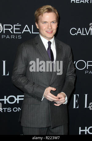 ELLE 25 Jahre Frauen in Hollywood 2018 zu Feiern im Four Seasons Beverly Hills in Los Angeles, Kalifornien statt. Mit: Ronan Farrow Wo: Los Angeles, Kalifornien, Vereinigte Staaten, wenn: 15 Okt 2018 Credit: Adriana Barraza/WENN.com M. Stockfoto