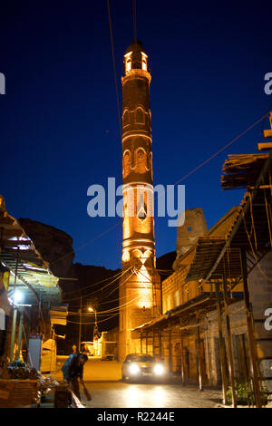 Hasankeyf in Anatolien im Südosten der Türkei, türkische Kurdistan: Minarett in der Stadt von den Ilisu Staudamm bedroht auf den Tigris, GAP-Projekt, Gen Stockfoto