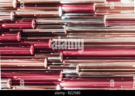Bunte holographische Metallic als Textur. Irisierende Tapete. Metalloberfläche, trendigen Design. Zusammenfassung Hintergrund. Stockfoto