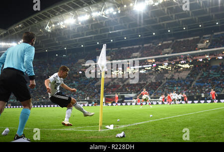 Leipzig, Deutschland. 15 Nov, 2018. Joshua Kimmich Deutschland GES/Fußball/Freundschaftsspiele: Deutschland - Russland, 15.11.2018 Fußball: Testspiel: Deutschland gegen Russland, Leipzig, 15. November 2018 | Verwendung der weltweiten Kredit: dpa/Alamy leben Nachrichten Stockfoto