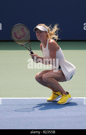 Professional tennis player Elina Svitolina der Ukraine in Aktion bei der ersten Runde bei den US Open 2018 am National Tennis Center Stockfoto