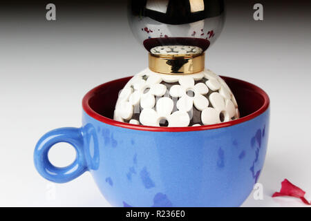 Daisy Dream Blue Cup Stockfoto