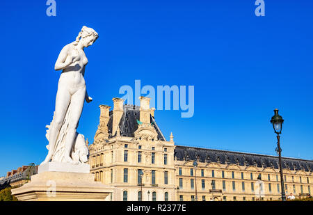 Frankreich, Paris, 5. Oktober, 2018: Blick auf die Statue der Nymphe und Tuileries Stockfoto