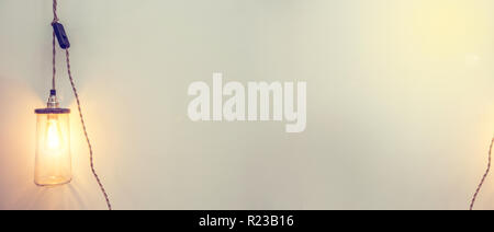 Hintergrund Banner mit Glühbirne glühen, modernes Design bunt Stockfoto