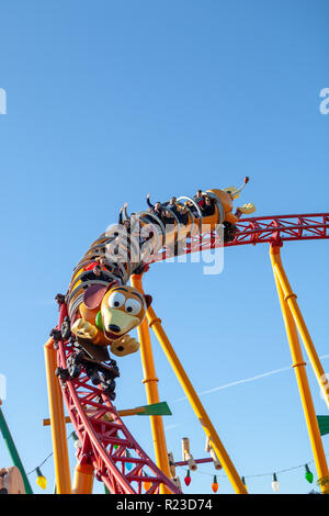 Slinky Dog Dash Achterbahn, Toy Story in Disney's Hollywood Studios Theme Park in Orlando, Florida Stockfoto