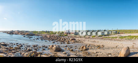 PATERNOSTER, SÜDAFRIKA, 21. AUGUST 2018: Das Meer Shack befindet sich in Cape Columbine Nature Reserve nahe Paternoster Stockfoto