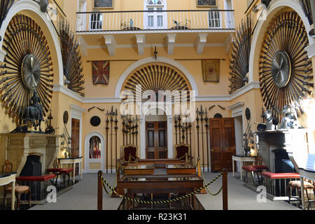 Das zeughaus Halle in Inveraray Castle, Inveraray, Schottland, Großbritannien Stockfoto