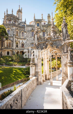 Die Außenseite des Palacio da Regaleira, Quinta da Regaleira, Sintra, Portugal Stockfoto