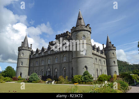 Inveraray Castle am Ufer des Loch Fyne, Inveraray, Schottland, Großbritannien Stockfoto